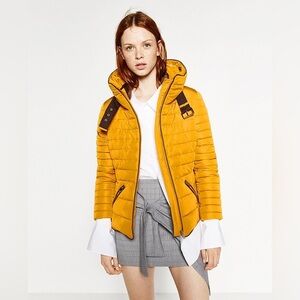 Zara Basics Quilted Puffer Hooded Jacket in Mustard XS